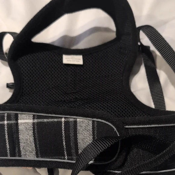 Plaid Black and White Cat Harness - Picture 5 of 9